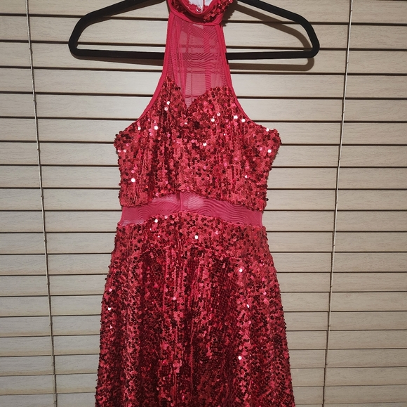 Dance costume - Picture 2 of 2